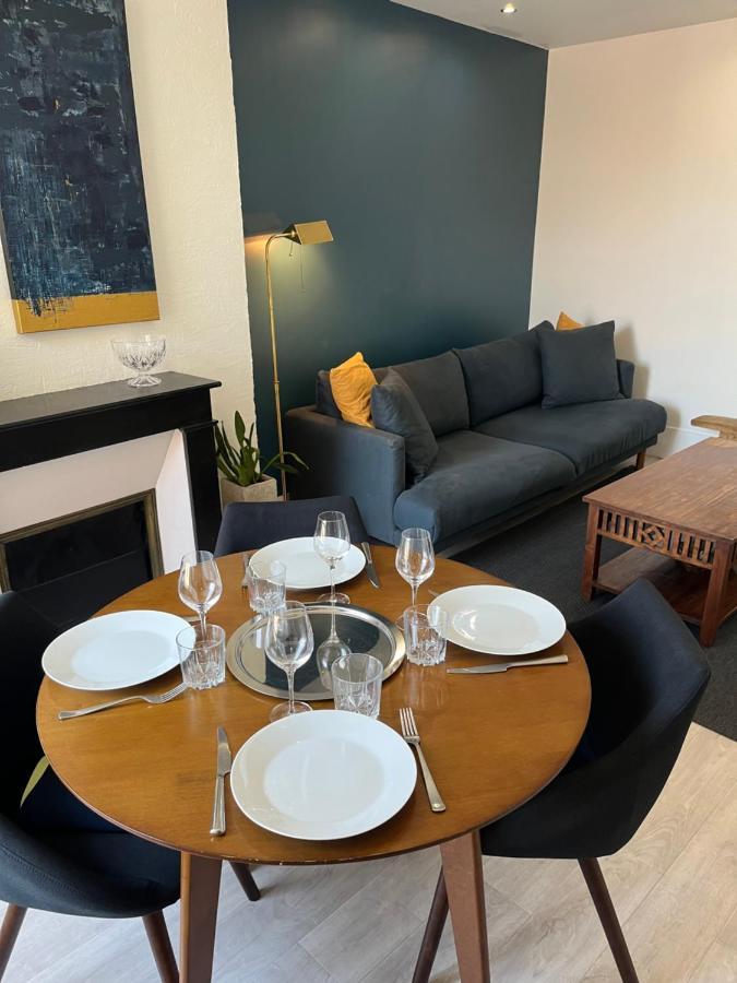 Joli appartement à Lamorlaye avec parking gratuit Exterior foto